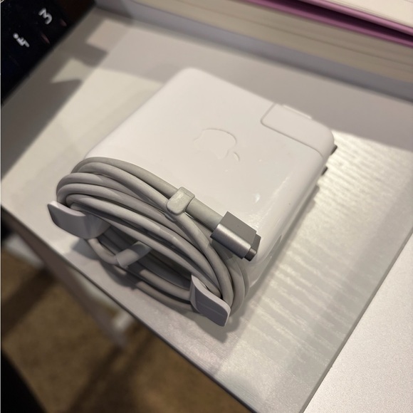 2015 MacBook Pro - Picture 5 of 7